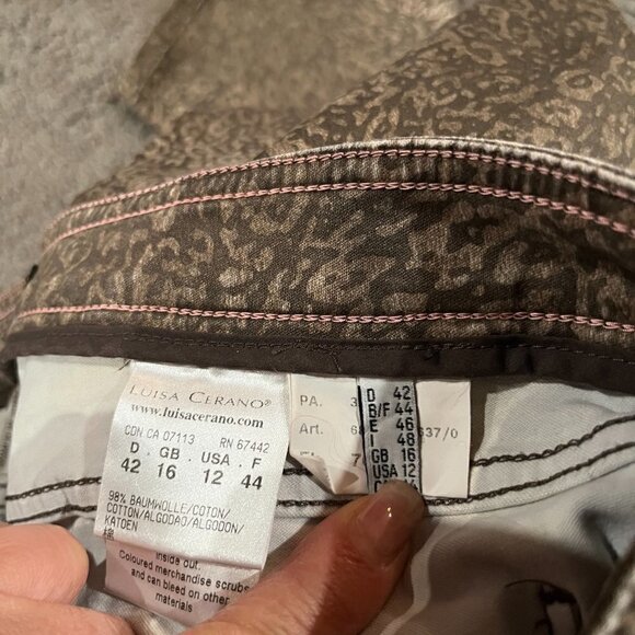 LUISA CERANO Brown Leopard Print Straight Leg Jeans - EUC - Size 12 - Picture 10 of 11